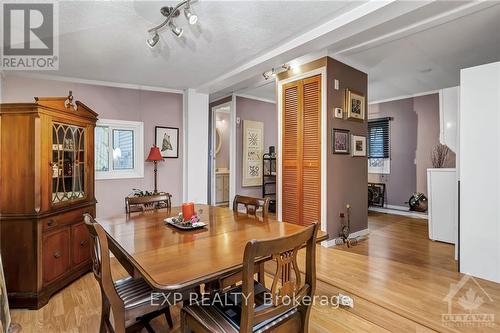 6 Ash Street, Ottawa, ON - Indoor Photo Showing Dining Room