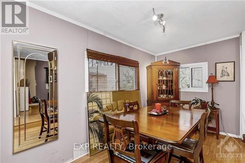 6 Ash Street, Ottawa, ON - Indoor Photo Showing Dining Room