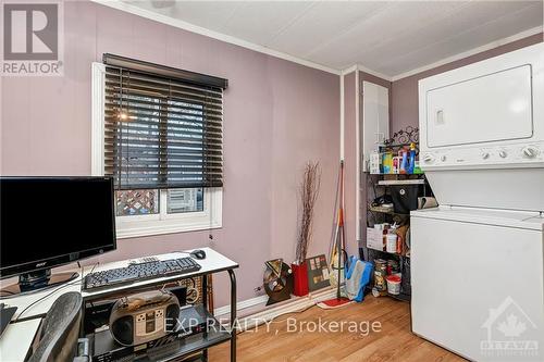 6 Ash Street, Ottawa, ON - Indoor Photo Showing Laundry Room