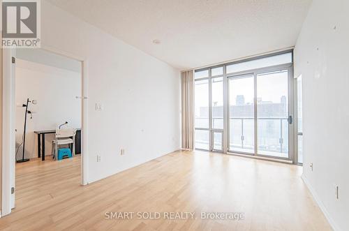 3708 - 38 Grenville Street, Toronto, ON - Indoor Photo Showing Other Room