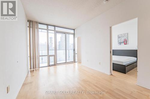 3708 - 38 Grenville Street, Toronto, ON - Indoor Photo Showing Other Room