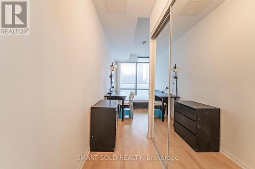 3708 - 38 Grenville Street, Toronto, ON - Indoor Photo Showing Other Room