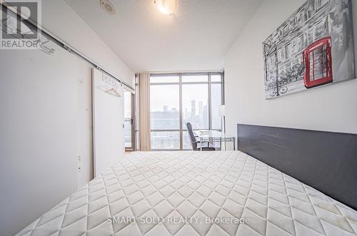 3708 - 38 Grenville Street, Toronto, ON - Indoor Photo Showing Bedroom