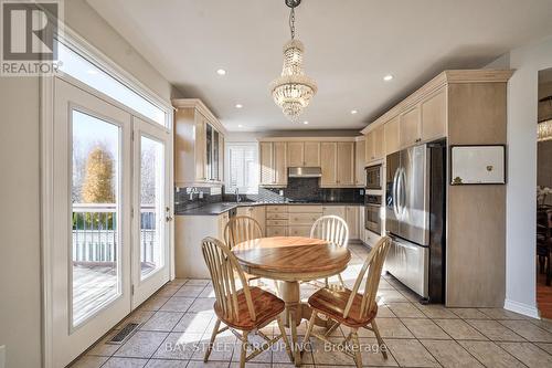 112 Colesbrook Road, Richmond Hill, ON - Indoor Photo Showing Dining Room