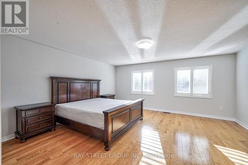 112 Colesbrook Road, Richmond Hill, ON - Indoor Photo Showing Bedroom