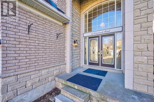 112 Colesbrook Road, Richmond Hill, ON - Outdoor