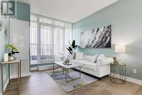 A305 - 89 South Town Centre Boulevard, Markham, ON - Indoor Photo Showing Living Room