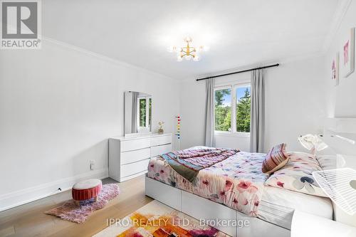 5103 Royal Mills Court, Mississauga, ON - Indoor Photo Showing Bedroom