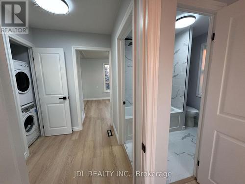 4750 Saint Lawrence Avenue E, Niagara Falls, ON - Indoor Photo Showing Laundry Room