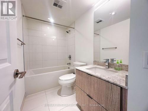 4011 - 395 Bloor Street E, Toronto, ON - Indoor Photo Showing Bathroom