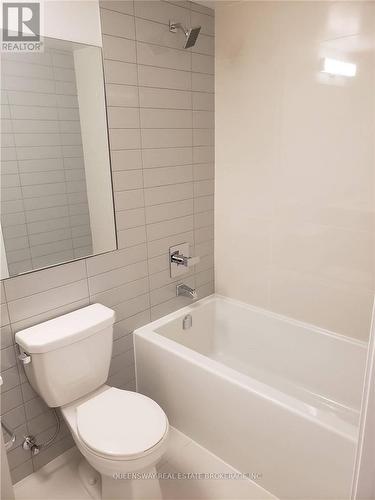 2504 - 30 Gibbs Road, Toronto, ON - Indoor Photo Showing Bathroom