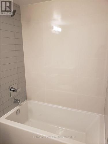 2504 - 30 Gibbs Road, Toronto, ON - Indoor Photo Showing Bathroom