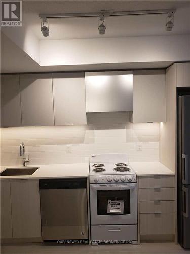 2504 - 30 Gibbs Road, Toronto, ON - Indoor Photo Showing Kitchen