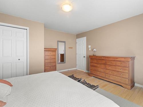 Chambre Ã  coucher principale - 404 Rue Des Sizerins, Lévis (Les Chutes-De-La-Chaudière-Ouest), QC - Indoor Photo Showing Bedroom