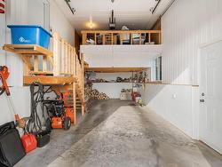 Garage - 