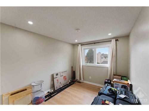 Upper-1520 Blohm Drive, Ottawa, ON 