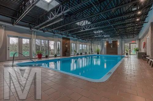 Pool - 315-201 Rue Du Val-Des-Neiges, Beaupré, QC - Indoor Photo Showing Other Room With In Ground Pool