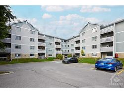 204-212 VIEWMOUNT Drive  Ottawa, ON K2E 7X2