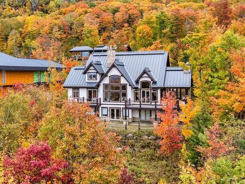 Photo aÃ©rienne - 525 Ch. De Cassiopée, Mont-Tremblant, QC - Outdoor