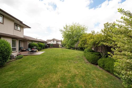 131-133 Wyndham Crescent, Kelowna, BC - Outdoor