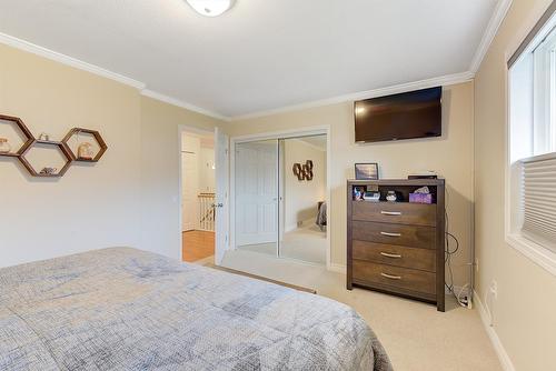 131-133 Wyndham Crescent, Kelowna, BC - Indoor Photo Showing Bedroom