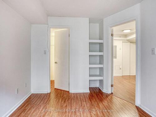 1102-20 Laidlaw St, Toronto, ON - Indoor Photo Showing Other Room