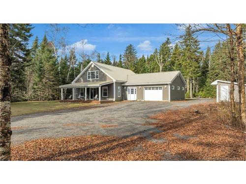 27 Woodland Rd, Pennfield, NB 