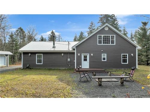 27 Woodland Rd, Pennfield, NB 