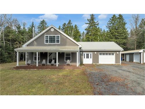 27 Woodland Rd, Pennfield, NB 