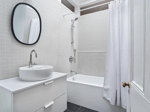 Bathroom - 1681  - 1683 Rue Mullins, Montréal (Le Sud-Ouest), QC - Indoor Photo Showing Bathroom