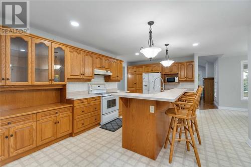 49 Argyle Street, Lambton Shores, ON - Indoor Photo Showing Kitchen