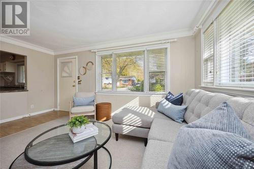 2978 Old Lakeshore Road, Sarnia, ON - Indoor Photo Showing Living Room