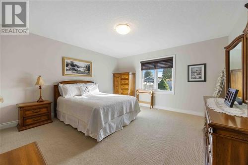 294 Sawgrass Place, Sarnia, ON - Indoor Photo Showing Bedroom