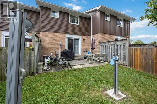 82 Finch Drive Unit# 31, Sarnia, ON - Outdoor With Exterior