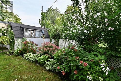 1940 London Line Unit# 4, Sarnia, ON - Outdoor