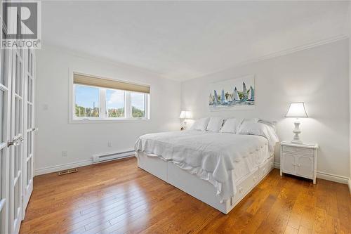 1500 Venetian Boulevard Unit# W-14, Point Edward, ON - Indoor Photo Showing Bedroom