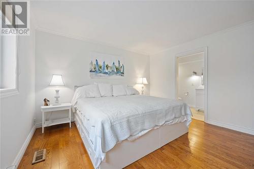 1500 Venetian Boulevard Unit# W-14, Point Edward, ON - Indoor Photo Showing Bedroom