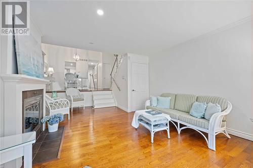 1500 Venetian Boulevard Unit# W-14, Point Edward, ON - Indoor Photo Showing Other Room