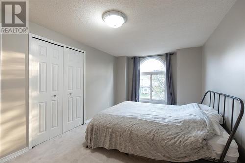 35 York Crescent Unit# 35, Sarnia, ON - Indoor Photo Showing Bedroom