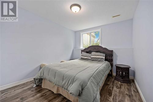 4018 Applewood Drive, Petrolia, ON - Indoor Photo Showing Bedroom