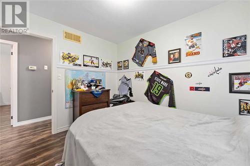 4018 Applewood Drive, Petrolia, ON - Indoor Photo Showing Bedroom