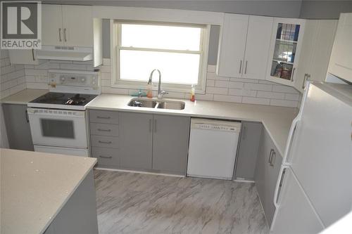 1012 Plymouth Street, Sarnia, ON - Indoor Photo Showing Kitchen With Double Sink