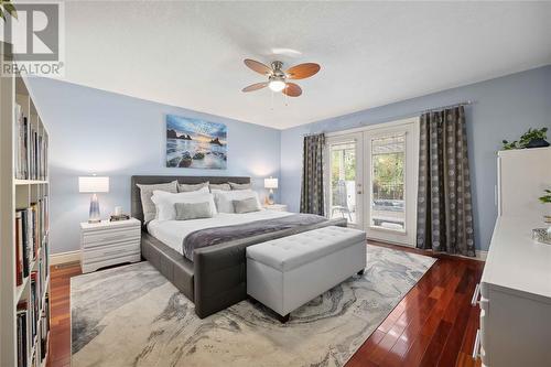 1278 Michigan Avenue, Sarnia, ON - Indoor Photo Showing Bedroom