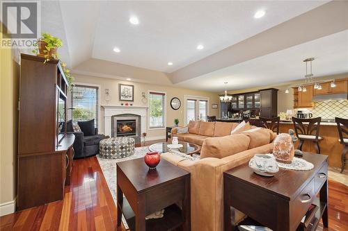 1278 Michigan Avenue, Sarnia, ON - Indoor Photo Showing Living Room With Fireplace