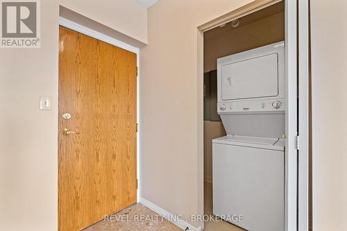 402 - 649 Davis Drive, Kingston (East Gardiners Rd), ON - Indoor Photo Showing Laundry Room