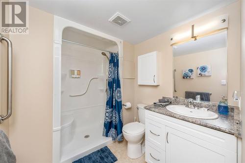 180 Bunker Avenue Unit# 425, St Clair, ON - Indoor Photo Showing Bathroom