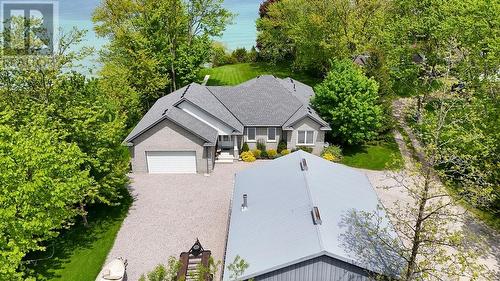 3394 Schram Drive, Plympton-Wyoming, ON - Outdoor