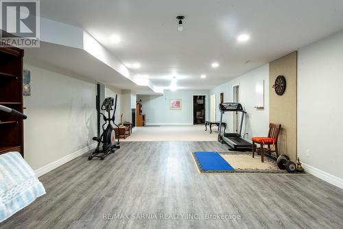 3394 Schram Drive W, Plympton-Wyoming (Plympton Wyoming), ON - Indoor Photo Showing Gym Room