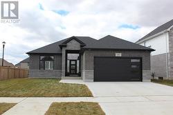 480 HURON STREET  Plympton-Wyoming, ON N0N 1T0