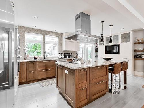 Kitchen - 712 Boul. N.-P.-Lapierre, Sainte-Julie, QC - Indoor Photo Showing Kitchen